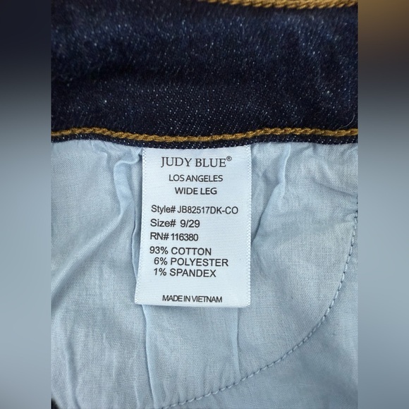 Judy Blue High Rise Wide Leg Crop Jeans Raw ahem Dark Wash JB82517DK Size 9/29 - Picture 7 of 13